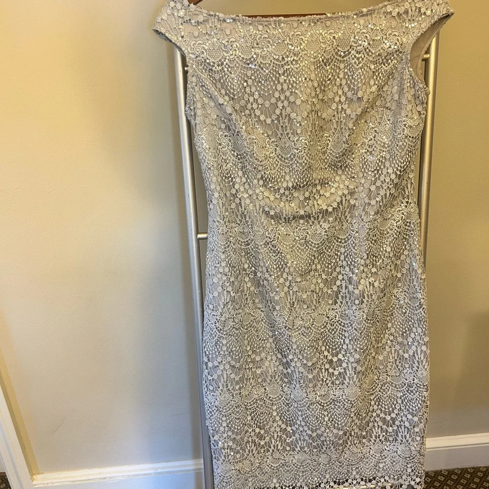Kay Unger Gray Silver Metallic Sequin Lace Party Dress Off the Shoulder - Picture 2 of 4